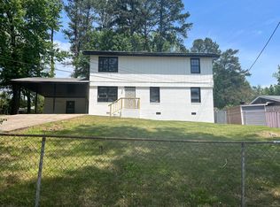 838 Needle Dr, Forest Park, GA 30297