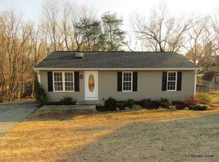 2180 Horn Cir, Vinton, VA 24179