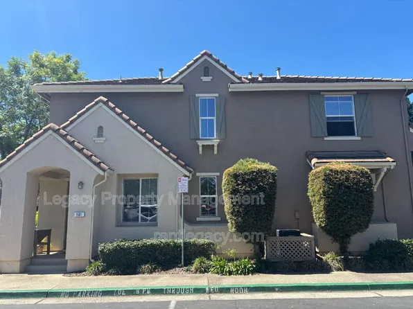 108 Esplanade Cir, Folsom, CA 95630