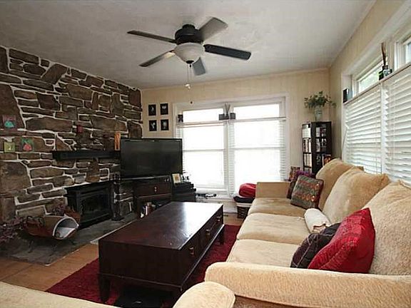 Den/Family/Great Room.
