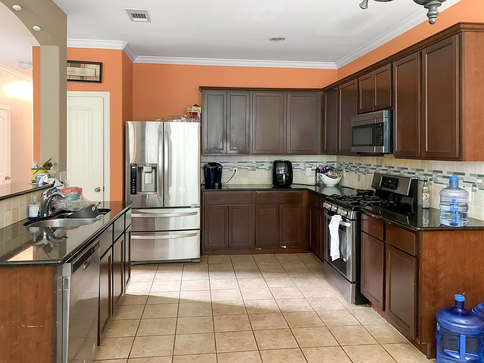 1st image of 1602 Thornhollow Dr #14964170