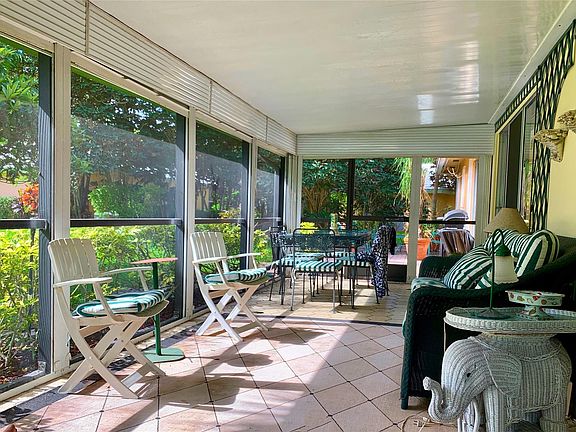 5th image of 809 Cypress Boulevard