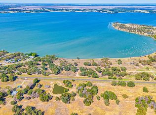 16 Bordeaux Ln, Corsicana, TX