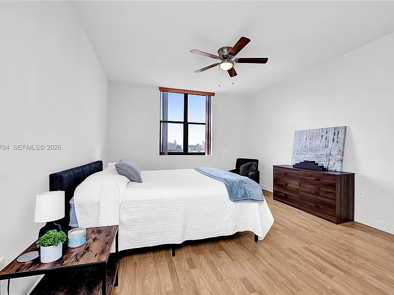 888 S Douglas Rd #910 — Photo 12