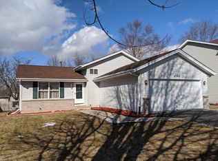 6388 Tramore Ln, Rockford, IL 61107