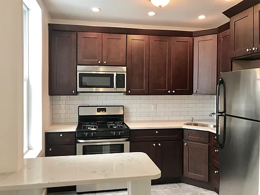 Rented by Daniel Gale Associates Inc of East Norwich | media 8