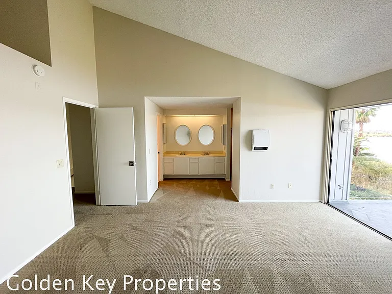 2399 Jefferson St #23 — Photo 7