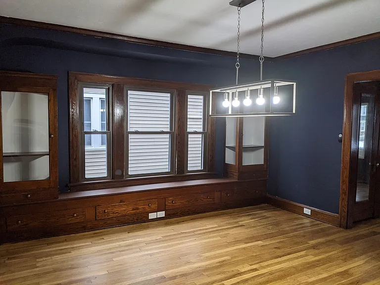 2127 Bunts Rd — Photo 4