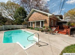 953 Jeff Rd NW, Huntsville, AL 35806