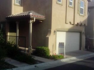 29356 Dakota Dr, Santa Clarita, CA 91354