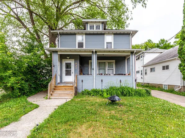 921 11th Ave N, Fargo, ND 58102