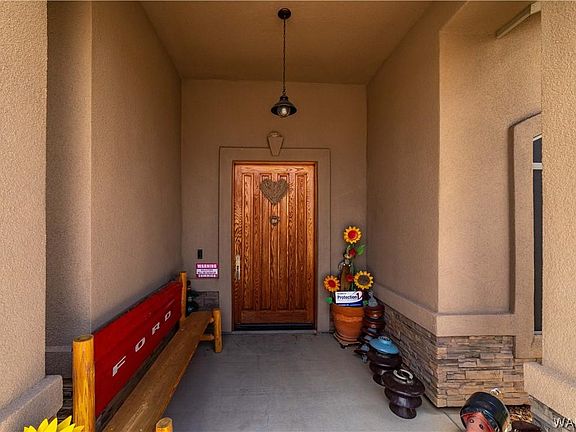4th image of 2472 Omaha Dr