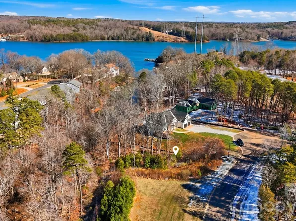 5155 Watersail Way, Clover, SC 29710