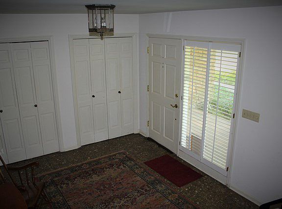 5th image of 926 Campbellton Dr