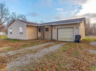 18662 Liberty School Rd, Thompsonville, IL 62890