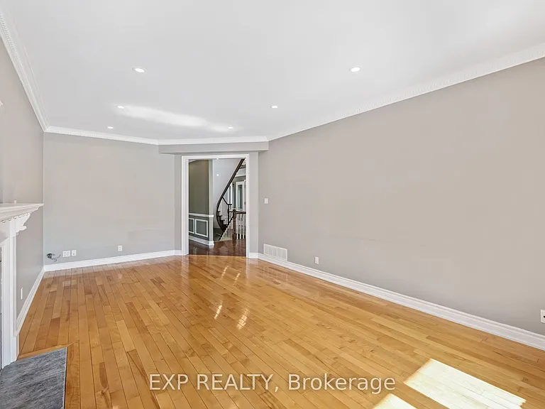 598 Lyman Blvd — Photo 6