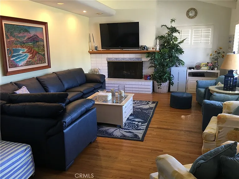 4781 Academy Pl — Photo 2