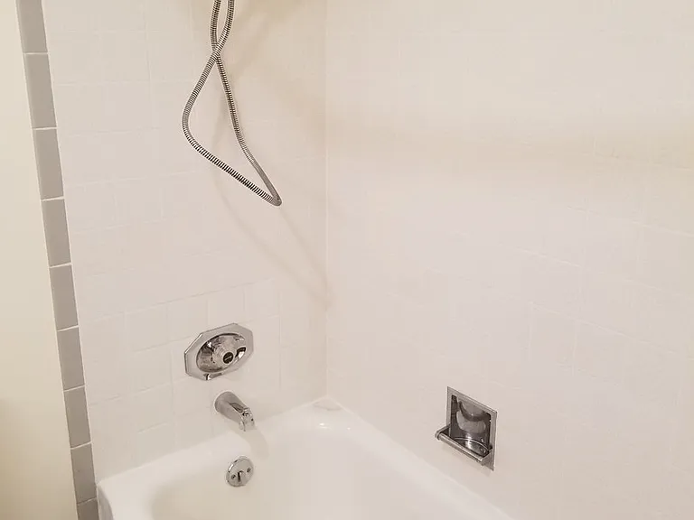 3231 Nassau St — Photo 8