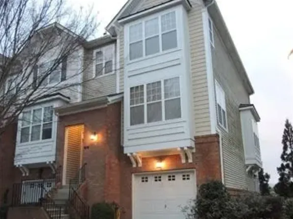 854 Windy Falls Dr, Huntersville, NC 28078