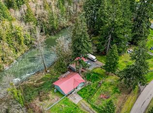 75553 Wicks Rd, Dorena, OR 97434
