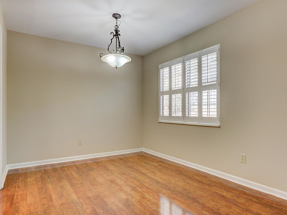 1st image of 800 Black Rock Cir