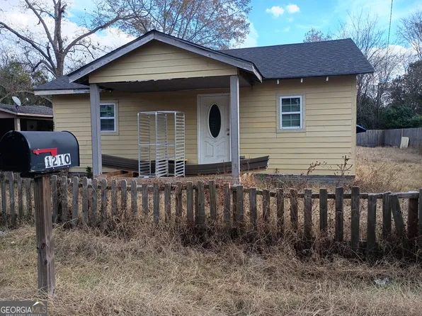 1210 Academy Ave, Dublin, GA 31021