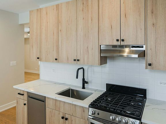 2nd image of 3529.5 N Broadway St #1E