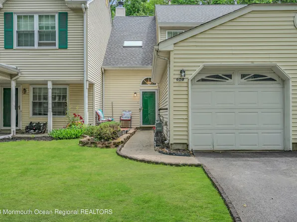 608 Patriots Way, Lakewood, NJ 08701