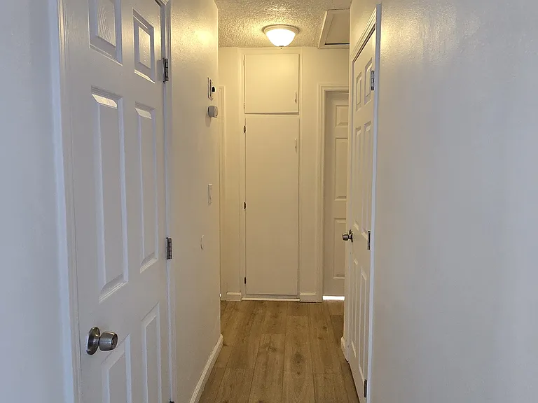 144 E Avenue Q — Photo 5