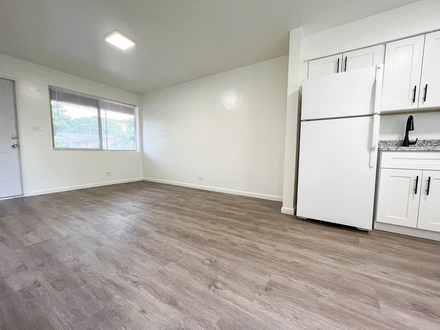 1 bed, 650 sqft, $1,650 — Photo 4