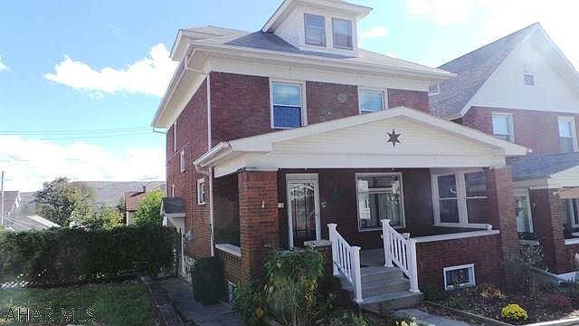 1st image of 423 21st Ave