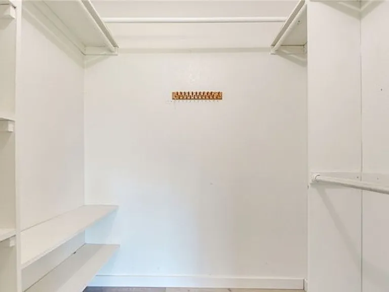 22301 Osprey Ct — Photo 11