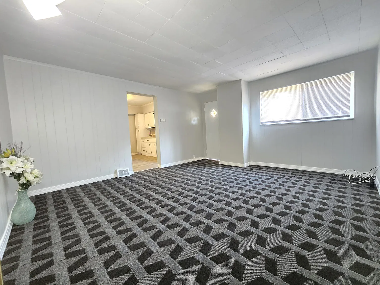 4 bed, 1504 sqft, $1,550 — Photo 4