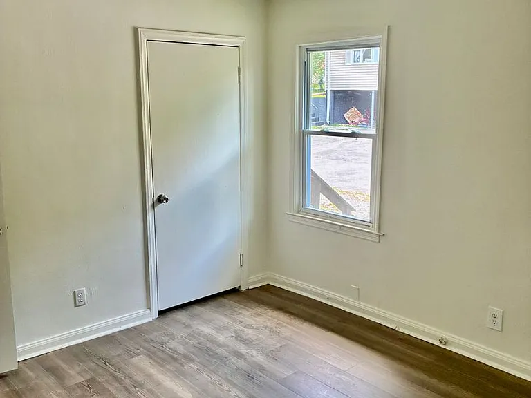 109 Signal View St — Photo 19
