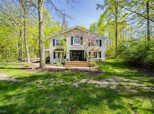 35912 Solon Rd, Bentleyville, OH 44022