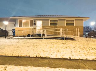 1353 Roberts Pl, Columbus, OH 43207