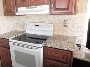 963 Roseau Ave E, Venice, FL 34285