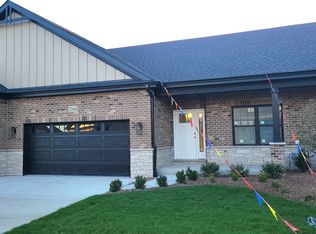 2164 Sky Harbor Dr, New Lenox, IL 60451