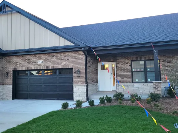 2164 Sky Harbor Dr, New Lenox, IL 60451