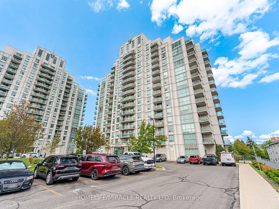 8 Rosebank Dr #8