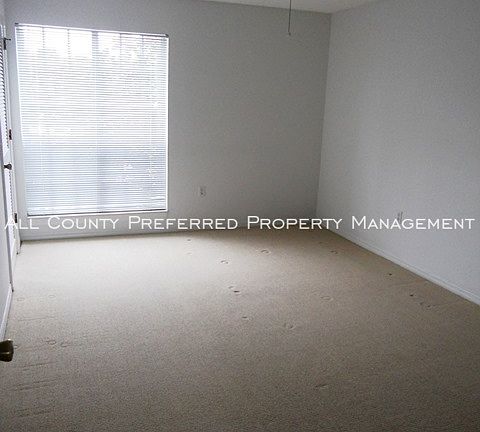 3rd image of 7010 N Us Highway 1 APT 204