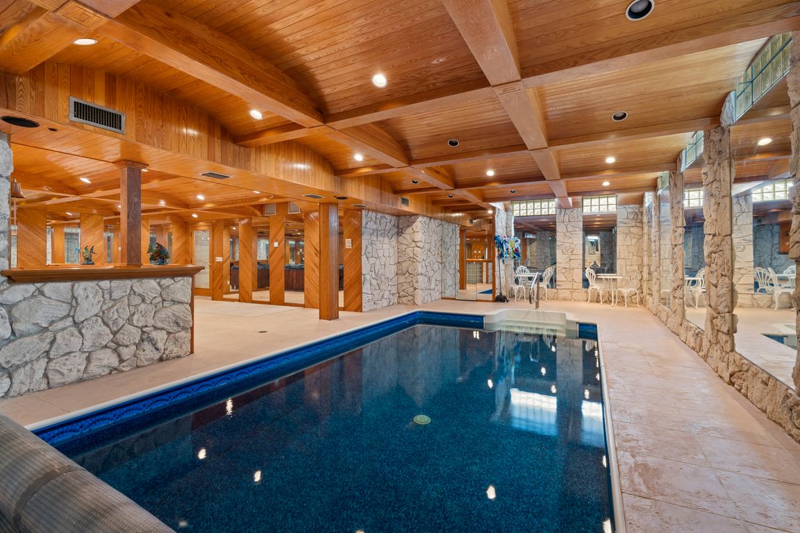 next background image