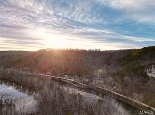 100/ACR E Hartford Rd, Dixon, MO 65459