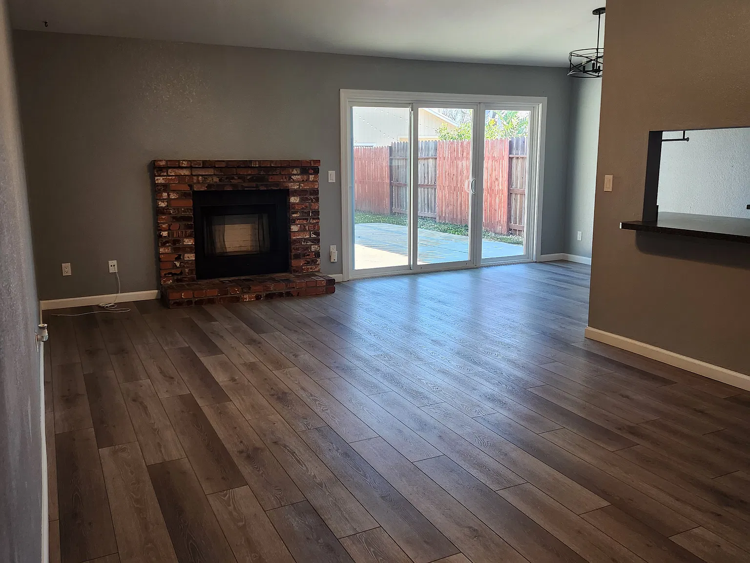3 bed, 1272 sqft, $2,800 — Photo 3