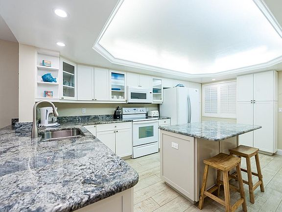 3rd image of 2445 W Gulf Dr Unit C25