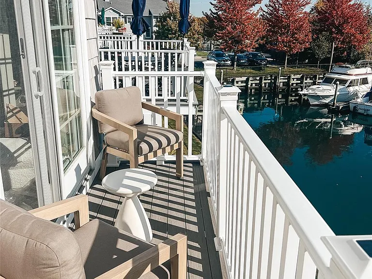 56 Ocean Watch Ct — Photo 8