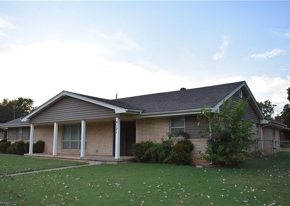 4121 NW 31st Terrace- great corner location with sidewalks throughout the neighborhood.