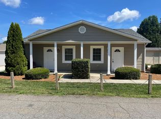 119 5th St UNIT B, Huntersville, NC 28078