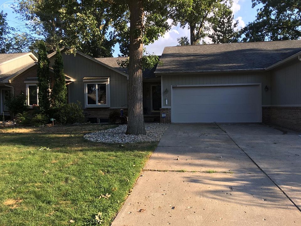 1st image of 5425 Hickory Cir