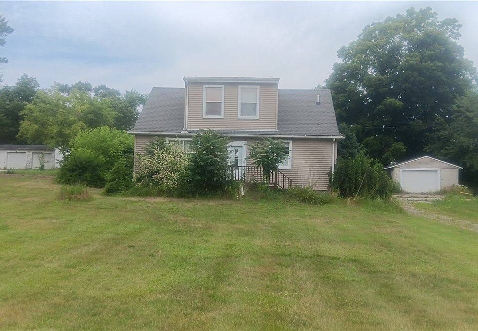 1st image of 2905 E Center St